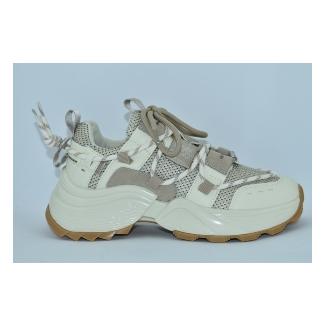 Steve Madden